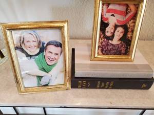 lot 147 image: Frames & Books