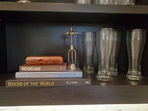 lot 68 image: Group of Pilsner Glasses & Accessories