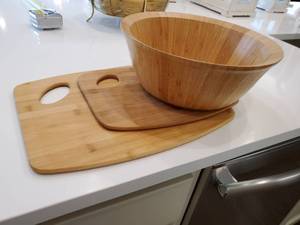 lot 123 image: Bamboo Salad Bowl with 2 Wood Cutting Boards