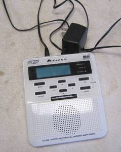 lot 956 image: Weather radio