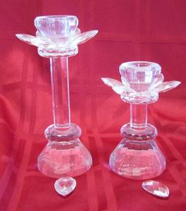 lot 958 image: 2 crystal candle holders