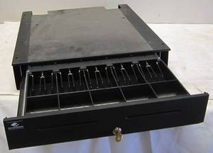lot 975 image: Cash drawer