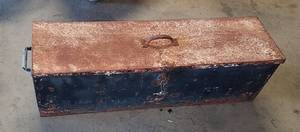lot 992 image: tool box with contents