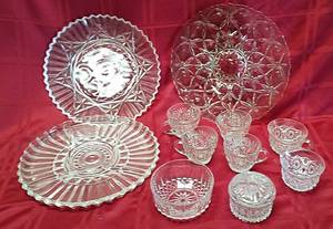 lot 996 image: Assorted Glassware