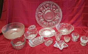 lot 997 image: Assorted Glassware
