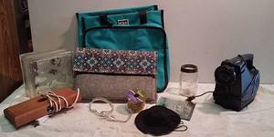 lot 1058 image: Craft items