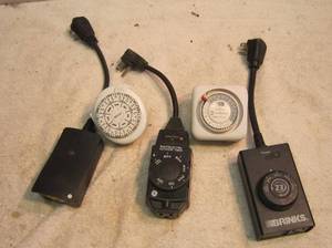 lot 1099 image: Electric Timers