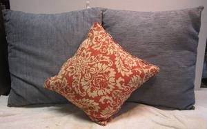 lot 1154 image: 3 Large Pillows
