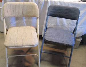 lot 1164 image: 2 Metal Folding Chairs w Padded Seats &amp Backs