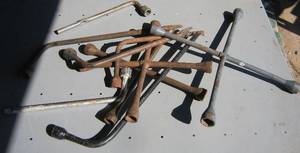 lot 1173 image: Tire tools
