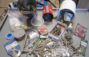 lot 1237 image: Fasteners