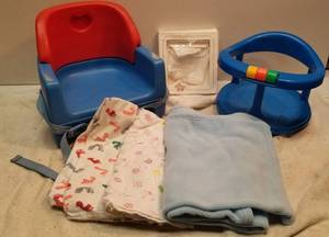 lot 1216 image: Baby items