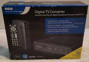 lot 1219 image: RCA digital TV converter box