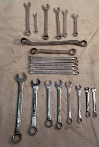 lot 1258 image: various wrenches