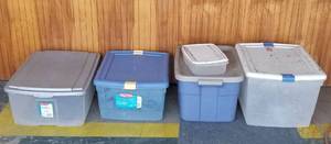lot 1284 image: Rubbermaid storage with lids