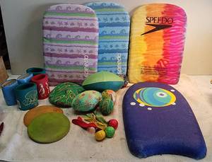 lot 1320 image: pool toys