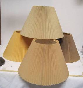 lot 1341 image: 4 Folded-paper look lampshades