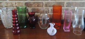 lot 100 image: Various lot of vases- Caithness glass vase made in Scotland Orange square, Red bubble, pink square crystal and more