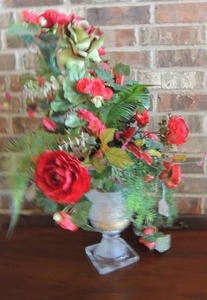lot 161 image: 11 ROSE EMBOSSED FROSTED GLASS VASE  WITH METAL RIM , HAS PEONEY FLORAL ARRANGEMENT