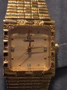 lot 11 image: Omega Watch with 3 diamonds on face - MARKED 14K  BE3678
