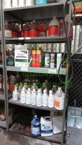 lot 17 image: Metal utility shelf (Contents not included)