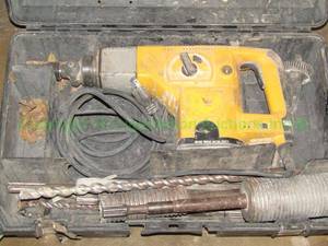 lot 313 image: DeWALT DW533 1-34 inch Rotary Hammer