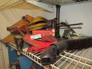 lot 297 image: Assorted automotive tools including jacks, jumper cables plus as shown