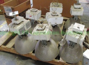 lot 109 image: Acuity lighting group metal halide utility lamps, 7 total