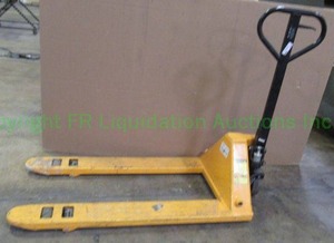 lot 156 image: Pallet jack 5500 lb capacity