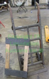 lot 161 image: Industrial hand truck and flat cart