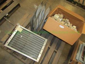 lot 189 image: Kreuter controls reset volume controllers and more as shown