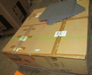lot 205 image: Interlocking foam floor panels 24 x 24, 4 cases, 25 per case