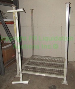 lot 247 image: Steel stacking platform