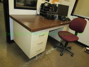 lot 350 image: Laminate top office desk and chair