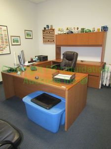 lot 398 image: Hon Complete U-station moduler office desk, contents not included. Desks 30 x 72 x 36 and 67 x 72 x 24 Cabinet 30 x 36 x 26