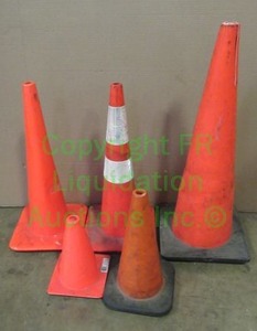 lot 278 image: Traffic safety cones