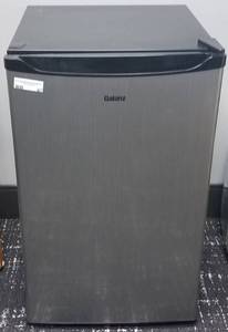 lot 67 image: Galanz 4.3 cu. ft. household refrigerator in stylemodelcondition shown.