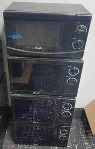 lot 184 image: Avanti microwaves in stylecolor shown. Condition varies. Please Note These items will be distributed on a First come - First served basis. You are bidding by the piece