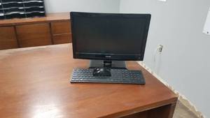 lot 476 image: Monitor, keyboard, and mouse as shown.