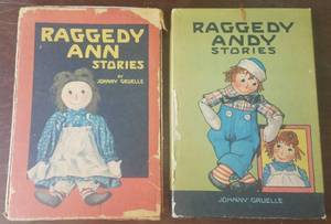 lot 2 image: Rare Find Antique Raggedy Ann Stories (1918) and Raggedy Andy Stories (1920) illustrated books in original boxes as shown. Definitely a must see You are bidding by the piece