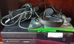 lot 116 image: Xbox game console with control and 2 games as shown.