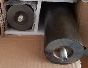 lot 138 image: 2 sets of new bed legsextenders in box as shown.