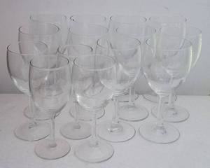 lot 61 image: Lot of wine goblets as shown.