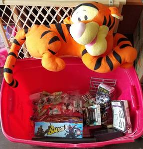 lot 164 image: Games, toys, and more as shown.
