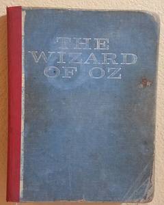 lot 19 image: VINTAGE THE WIZARD OF OZ ILLUSTRATED BOOK BY THE BOBBS-MERRILL CO. AS SHOWN. COPYRIGHT 1944.