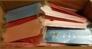 lot 41 image: LARGE LOT OF PULL-BOWS IN VARIOUS COLORS AS SHOWN. GENEROUS COUNT