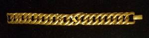 lot 43 image: VINTAGE 1950S - 1960S MONET JEWELRY BRACELET IN STYLECOLORCONDITION SHOWN.