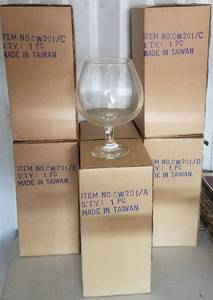 lot 56 image: LOT OF 6 GLASS WINE GOBLETS IN BOXES AS SHOWN. (YOUR BID X 6)