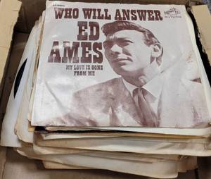 lot 19 image: LOT OF 45S VINYL RECORDS IN ASSORTED ARTISTS  GENRES AS SHOWN.