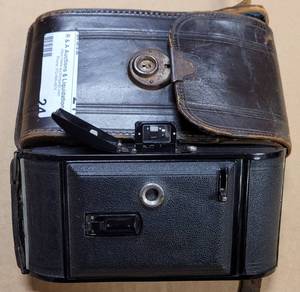 lot 24 image: VINTAGE 1950S ORIGINAL VOIGTLANDER BESSA FOLDING CAMERA WITH LEATHER CASE MARKED A. PASCOTTO VIA ROMO 146-NAPOLI AS SHOWN. TAKE A LOOK
